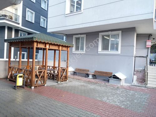 Beylikdüzü Gürpınar merkezde eşyalı daire