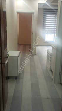 BARIŞ EMLAKTAN KARŞIYAKADA KİRALIK 1+1 DAİRE