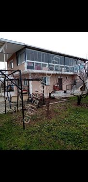 İzmir Kemalpaşa Armutluda Satılık  2 katlı Bahçeli Ev