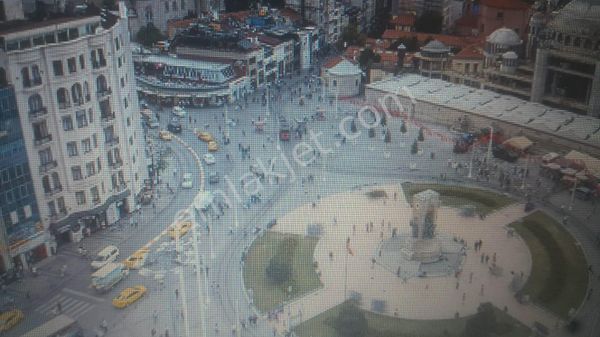  Taksim Ana Cadde Mevki 400m2 Gece Club İsyeri Satılık
