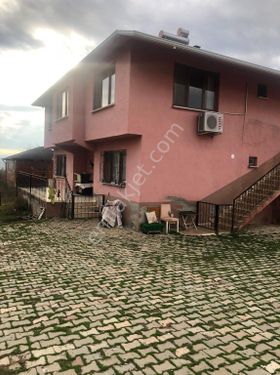 MÜSTAKİL EV VE ÇİFTLİK YERİ