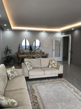 BÜYÜKÇEKMECE EKİNOBA MAH FLOWERS PARK EVLERİ SATILIK 3+1 DAİRE