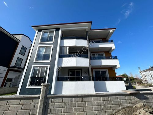 Dalaman'da Satılık Bahçeli Nizam 2+1 110 M2 Daire