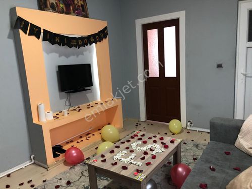 şehir merkezinde ulaşımı kolay günlük kiralık apart 