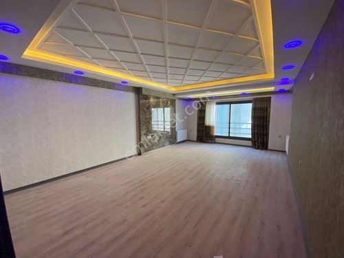  CADDE SEYRENTEPE SİTESİNDE  SATILIK ULTRA LÜKS 4+1 DAİRE 