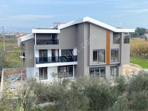 MANAVGAT HATIPLAR D400 YAKIN LÜX MÜSTAKİL VİLLA 5+1 ÖZEL DİZAYN