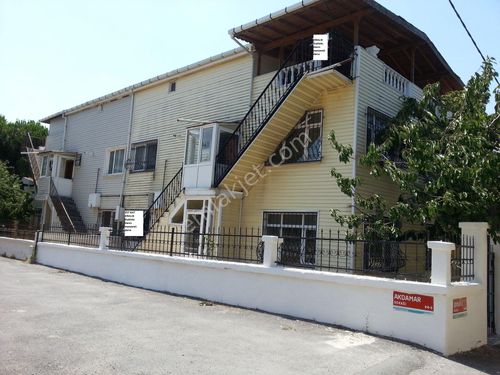  Güzelce'de deniz manzaralı 3 katlı villa 2 ayrı daireli TEK VİLLA /BİRLİKTE veya AYRI-DUBLEKS