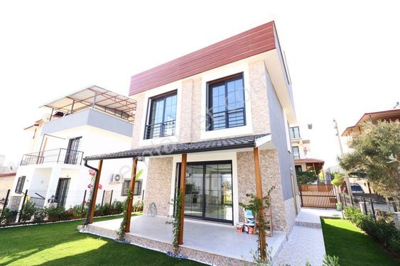  Doğanbey'in En Güzel Konumunda Satılık 3+1 Müstakil Villa Dubleks