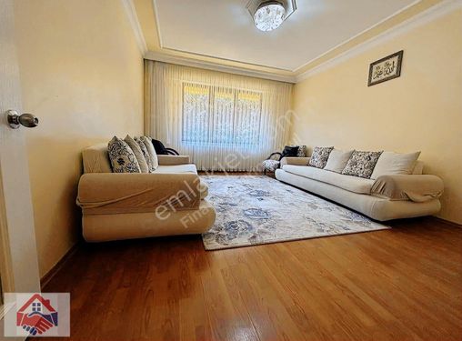 ÇEKMEKÖY MERKEZ MAH.CEYLAN SİT 3+1 SATILIK DAİRE