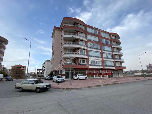 Konya Karatay'da 238 m2 Satılık Depolu Dükkan Bankadan