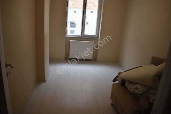 İsmetpaşa Mah'de HAKANLAR İNŞAATTAN 140m2 3+1 Dubleks Daire 