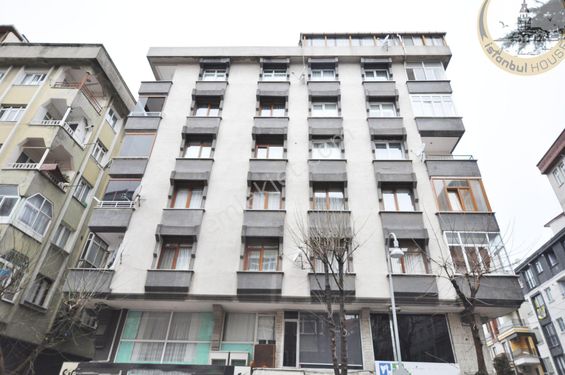  İstanbul House'dan, Çamlık Caddesinde, 130m2, 3+1, Masrafsız Ara Kat