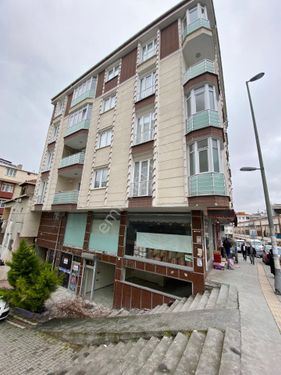  İstanbul Esenyurt'da 163 m2 Satılık Depolu Dükkan Bankadan