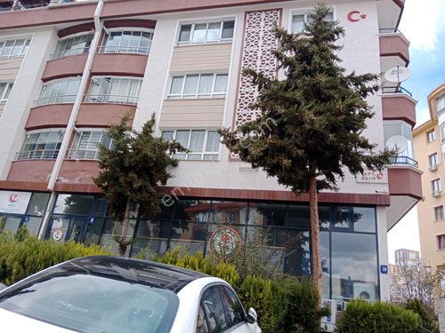  ÖZKÜRESEL GAYRİMENKULDEN SÜLEYMANİYE CADDESİ SATILIK DAİRE