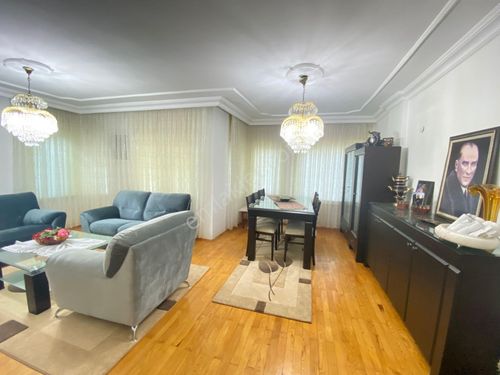 Çankaya Mahallesi 5+1 Eşyalı Tribleks Villa