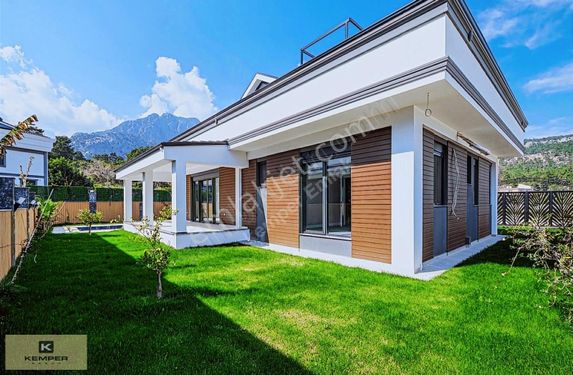 Muhteşem Villa Sahibini bekliyor!!