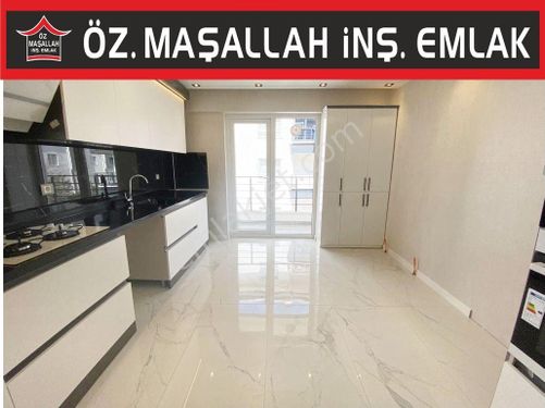 KARAKAYA'DA  BULVAR USTU ÖZEL TASARIM TERAS BALKONLU LÜKS 4+1 DAİRE,,,