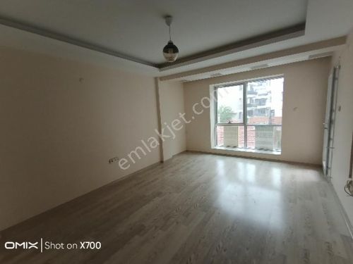 Gayrimencool den Eşrefpaşa Yağhaneler mevki Genç binada  Kiracılı arakat 3+1 100 M2 Daire