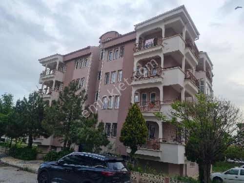 SAĞLAM EMLAKTAN SELÇUKLUDA AFJETLİ 3+1DAİRE 