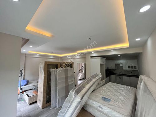  Fethiye Foça Mahallesinde Barış Manço Bulvarı Yakında 4+1 Triblex Villa