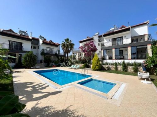 Fethiye Çiftlikte 5+1 havuzlu eşyalı satılık villa 