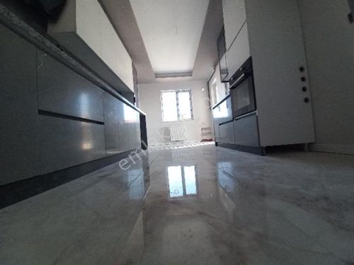 SİNCAN YENİKENT FEVZİ ÇAKMAK MAHALLESİ 3+1 ARA KAT 127 M²