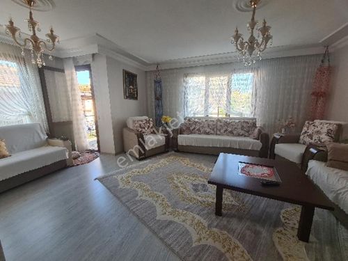 UFUK CADDESİNE YAKIN LOKASYONDA İSKANLI BİNADA 100M2 2+1 DAİRE 