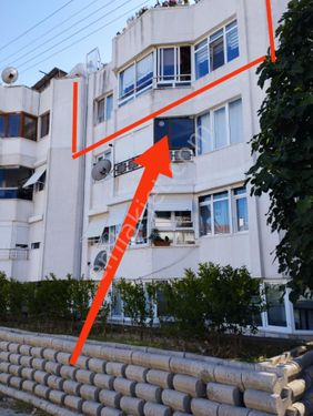 Şarköy Cum. mah. de deniz manzaralı plaja 40 m. olan dublex satılıktır. 