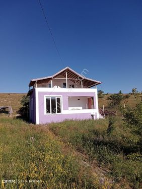 pancarlıkta satılık imar bakışından faydalanılmış içinde evi olan satılık hobi bahçesi