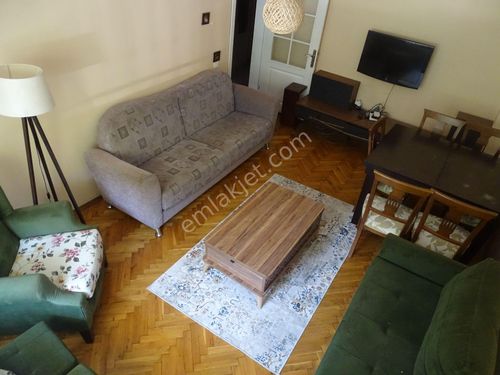  SARIYER İSTİNYE 'DE GÜVENLİKLİ SİTEDE 2+1 MOBİLYALI BEYAZ EŞYALI