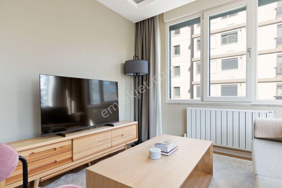 Istanbul göztepe kiralık daire 1+1