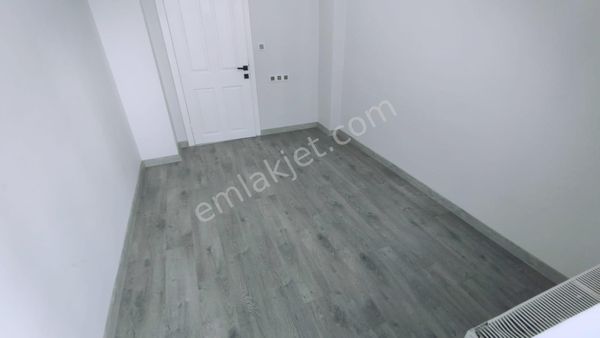  UZMANLAR G.Y.D ALSANCAK MAH.ARAKAT MERKEZİ KONUM DA 2+1 DAİRE