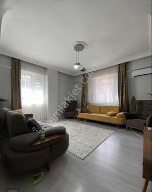 CUMHURİYET MAHALLESİNDE MERKEZİ KONUMDA 3+1 SATILIK DAİRE
