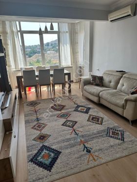 Emirgan’da manzaralı geniş 2+1 kiralık daire