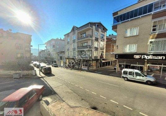 Anadolu'dan Samsun Merkezde Caddeye Cephe Köşebaşı Satılık Dükkan