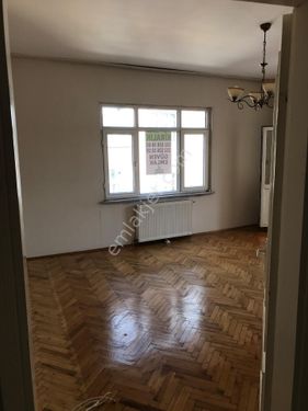  BAHÇEKÖY MERKEZ MAHALLEDE GÜZEL KONUMDA 2+1 ARA KATTA DAİRE