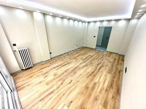  Göztepe'de Marmaraya Yakın Lüx Dekorasyonlu 70m2 Net Balkonlu