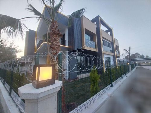 Yenişehirde Oturuma hazır Ultra lüks Asansörlü Villamız Satılıktır