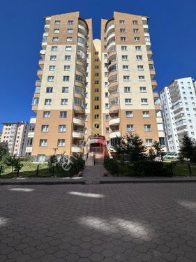 Özen Emlaktan Satılık 3+1  Daire