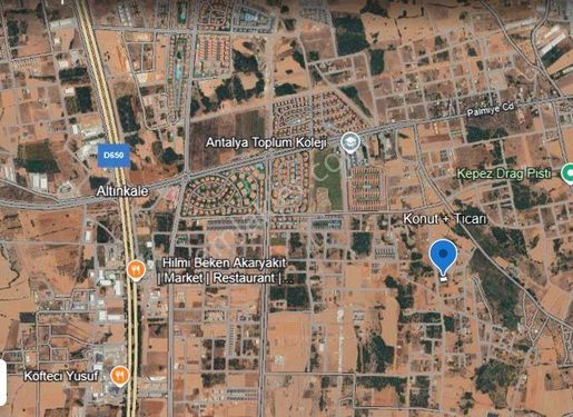  DÖŞEMEALTIN'DA,35'LİK YOLA CEPHE,PALM CİTY VE VALİ KONAKLARINA 850 METRE,TİCARİ+KONUT İMARLI ARSA