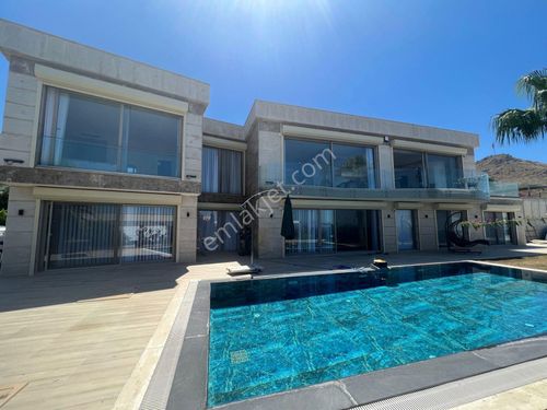 Turgutreis'te Panoramik Deniz Manzaralı Özel Villa