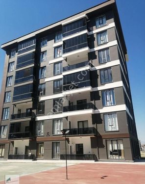 BURDUR YOLUNDA SİTE İÇİ ARA KAT GÜNEY BATI 4+1 MÜKEMMEL DAİRE