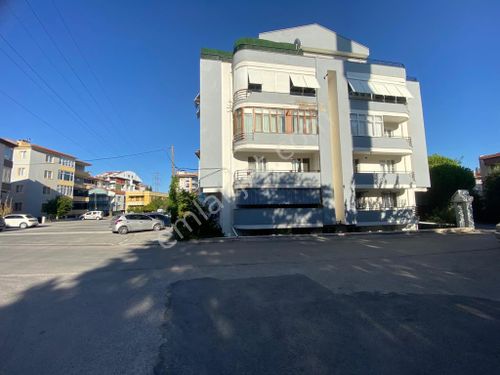  REMAX BAL'DAN BAHÇELİEVLER MAH. C.TESİ PAZARI YANI 3+1 SATILIK DAİRE