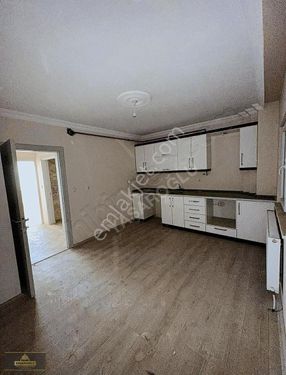 YAŞAROĞLUN'dan MERKEZİ KONUM 2+1 AMERİKAN MUTFAK SATILIK DAİRE