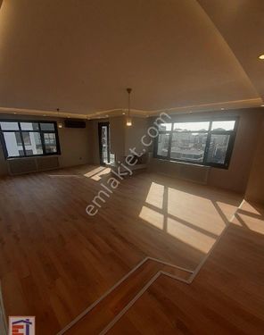 CADDEBOSTAN Sahilde SATILIK 210m² Muhteşem 4+1 LÜX Daire Deniz Manzaralı