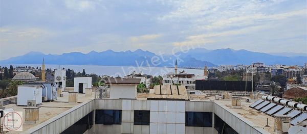 SİNAN MAH. de İŞHANINDA DENİZ GÖREN SATILIK 180m2 BÜRO