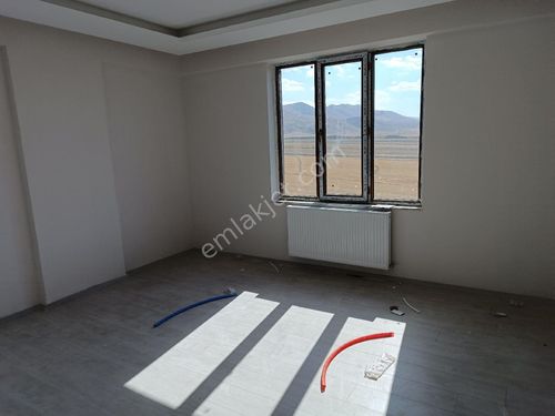 YILDIZKENT TE SATILIK SIFIR DAİRELER 3 ARTI 1 