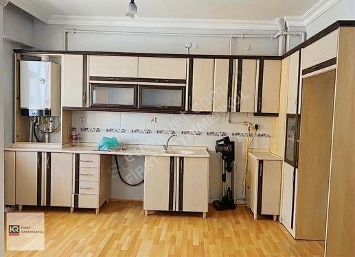 KRİSTAL FİRST GAYRİMENKULDEN ŞEHİR MERKEZİNDE 7+1 DUBLEKS!