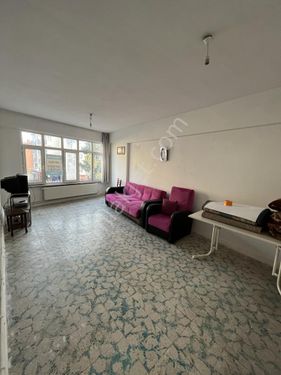   ÇANAKKALE ŞEHRİN MERKEZİNDE 2+1 SATILIK DAİRE