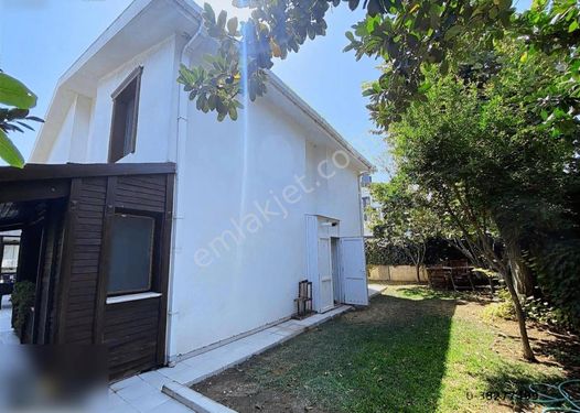 Beylikdüzü Eşyalı Kiralık Villa Deniz Manzaralı